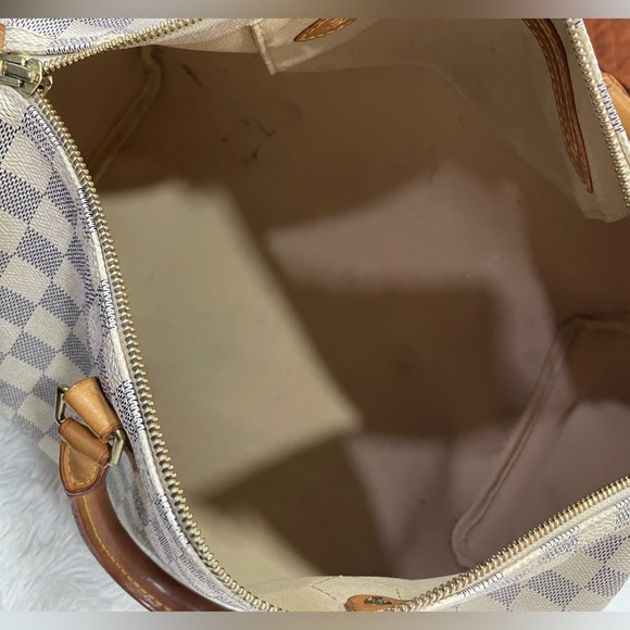 Louis Vuitton Speedy 30 Damier Azur Boston Back Checkered Pattern. Made in USA - Picture 10 of 17